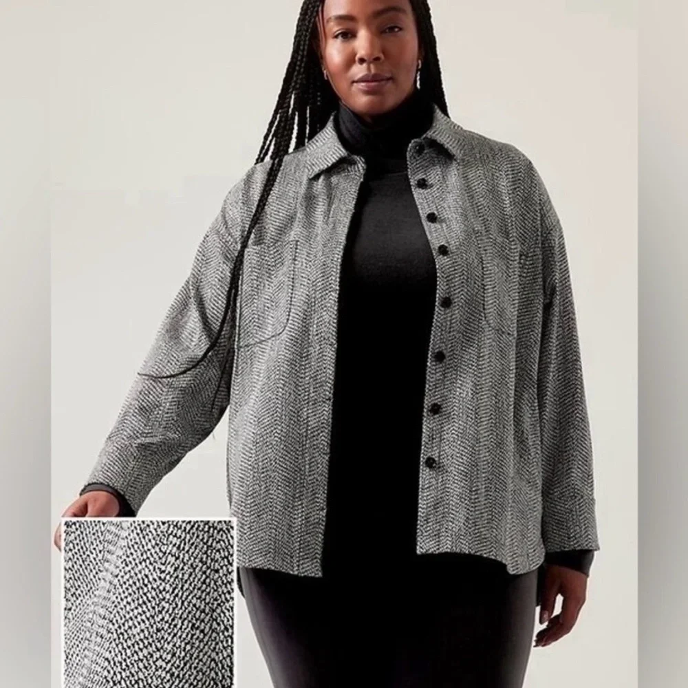 Athleta Braiden Black and White Textured Patterned Shirt Jacket - Picture 4 of 10